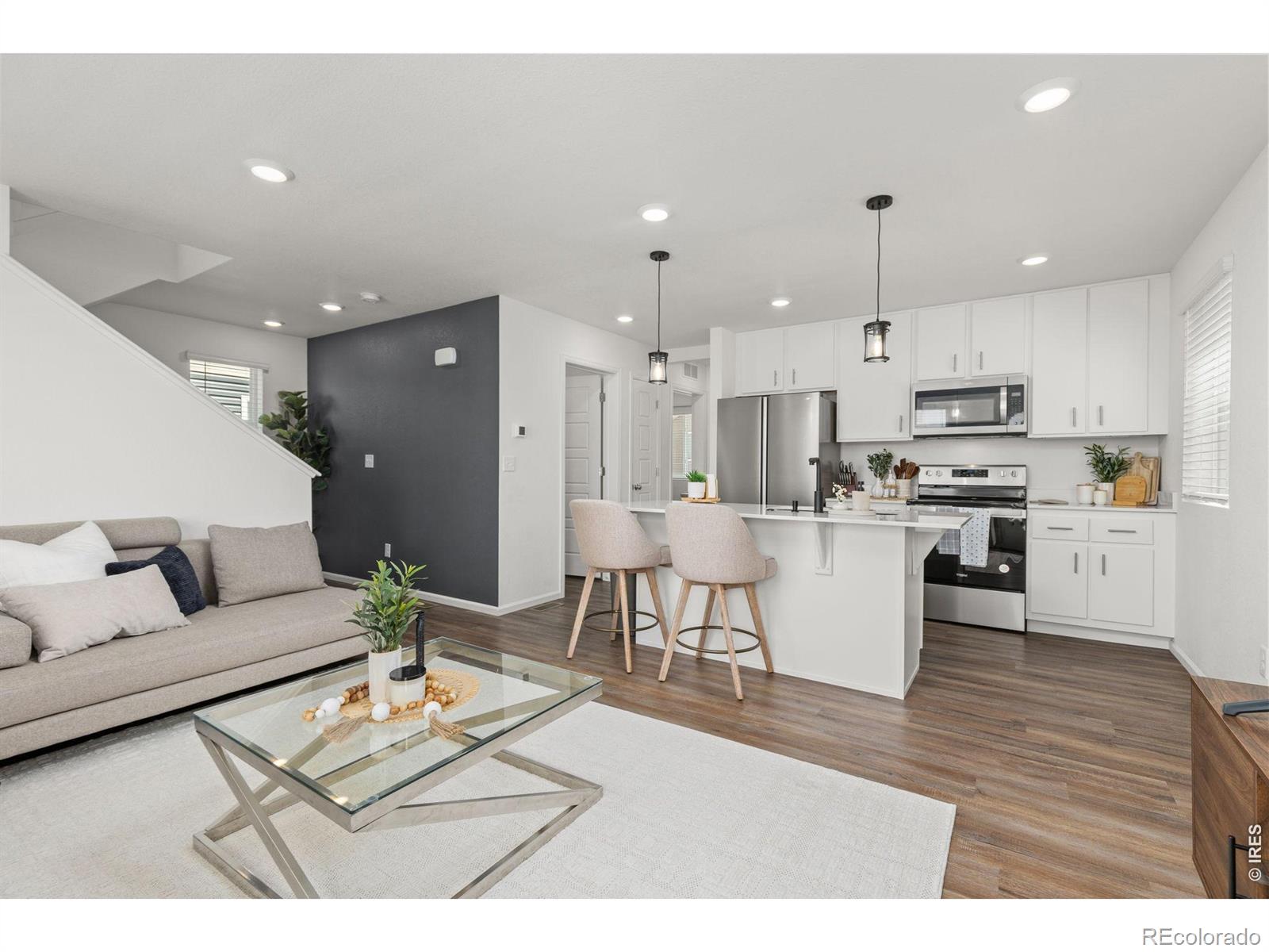 MLS Image #10 for 18260 e 51st place,denver, Colorado