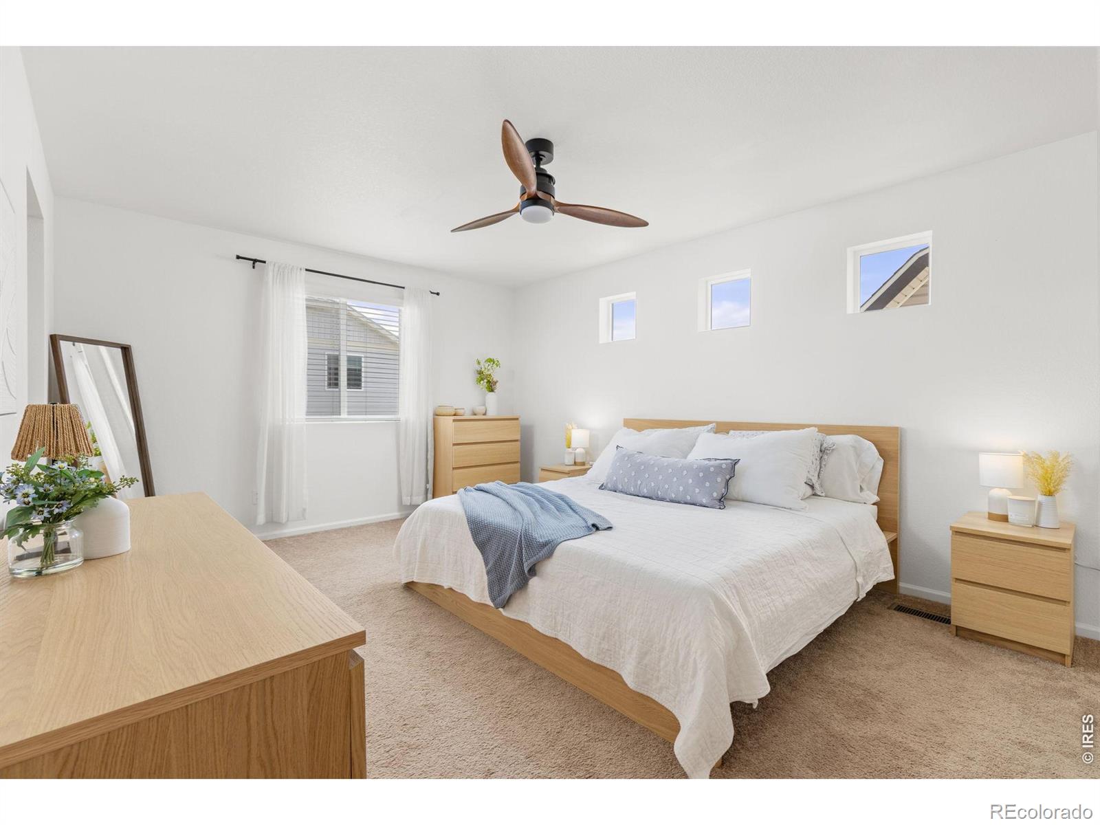 MLS Image #19 for 18260 e 51st place,denver, Colorado