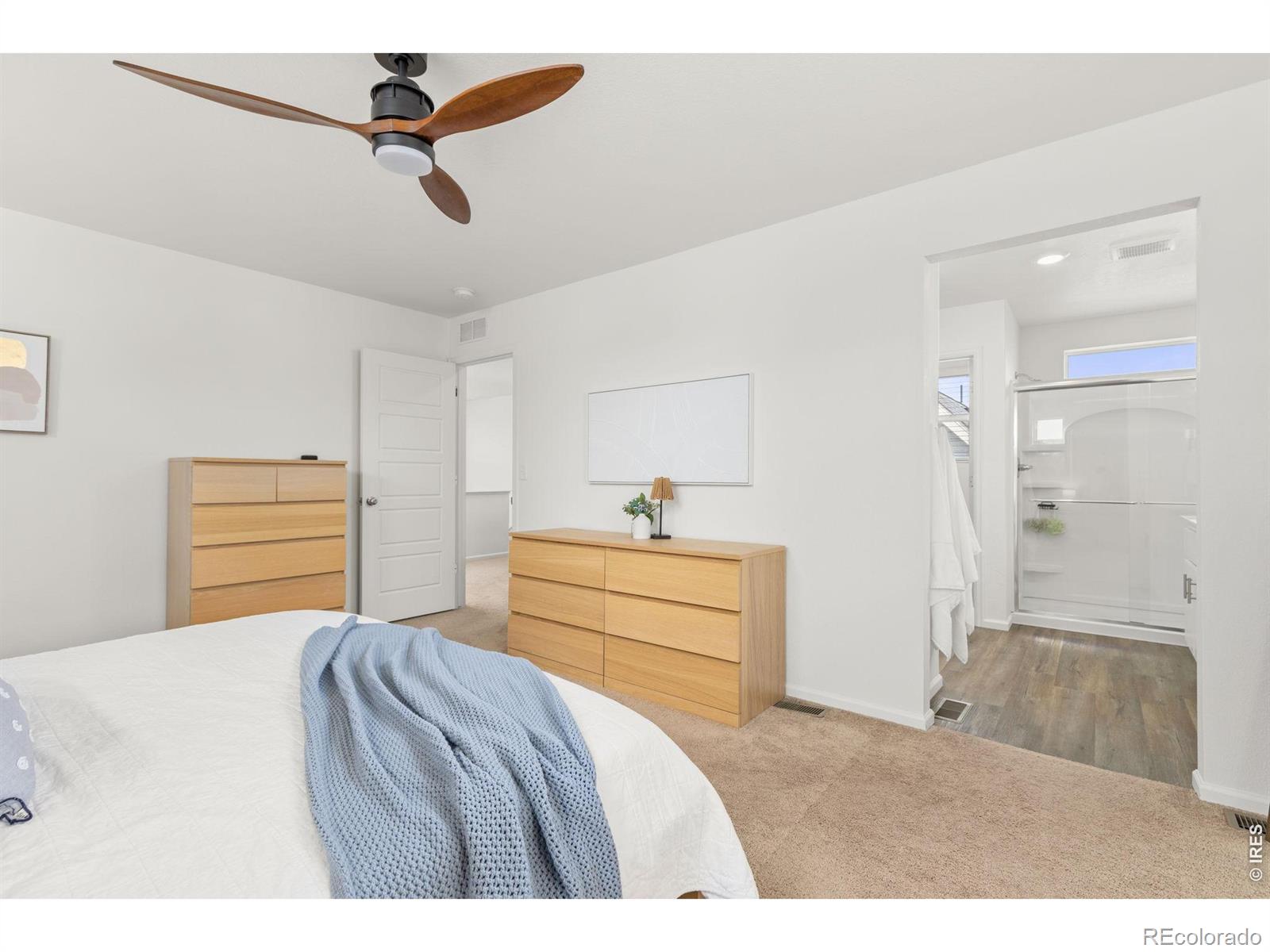 MLS Image #20 for 18260 e 51st place,denver, Colorado