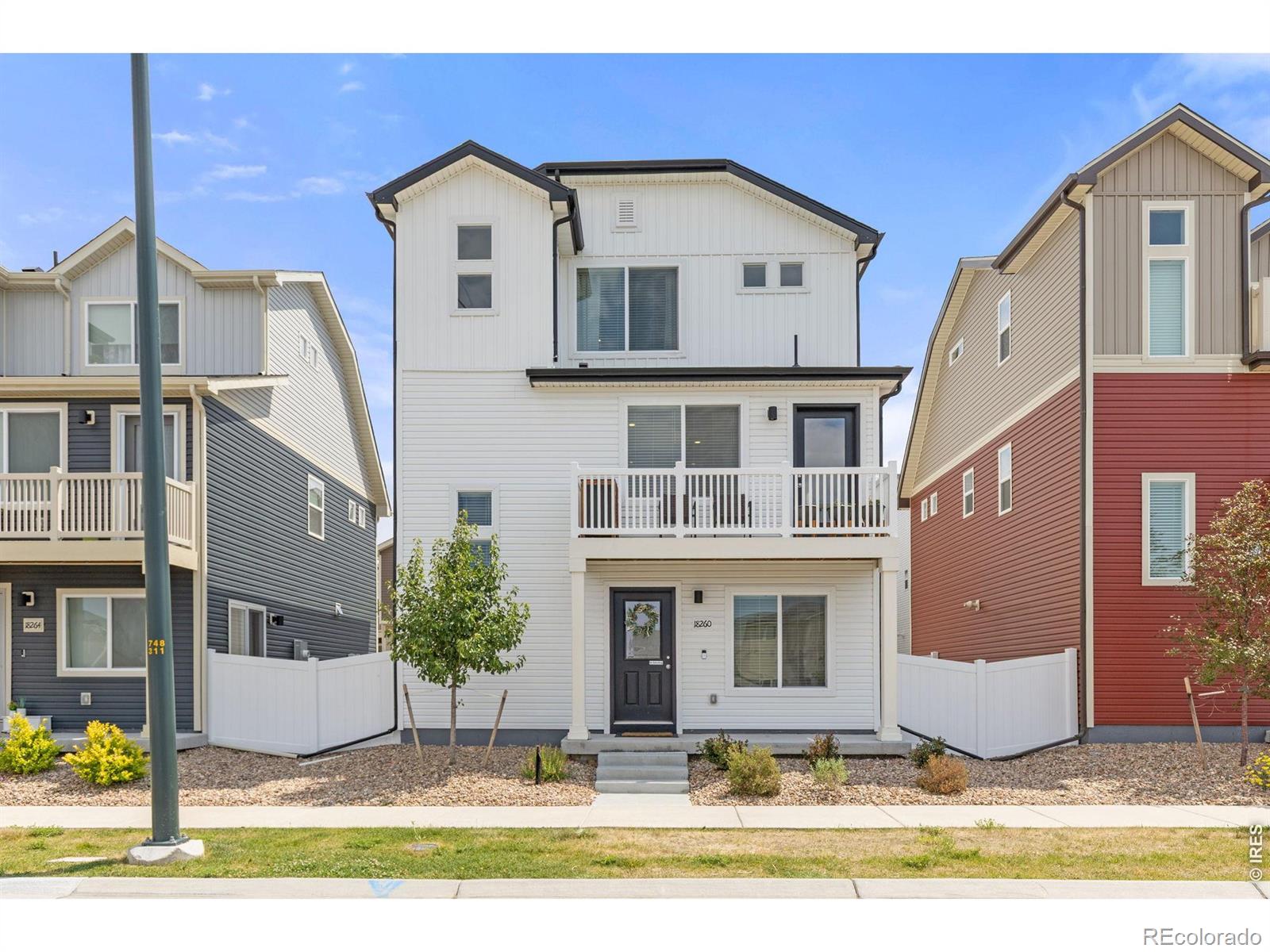 MLS Image #31 for 18260 e 51st place,denver, Colorado