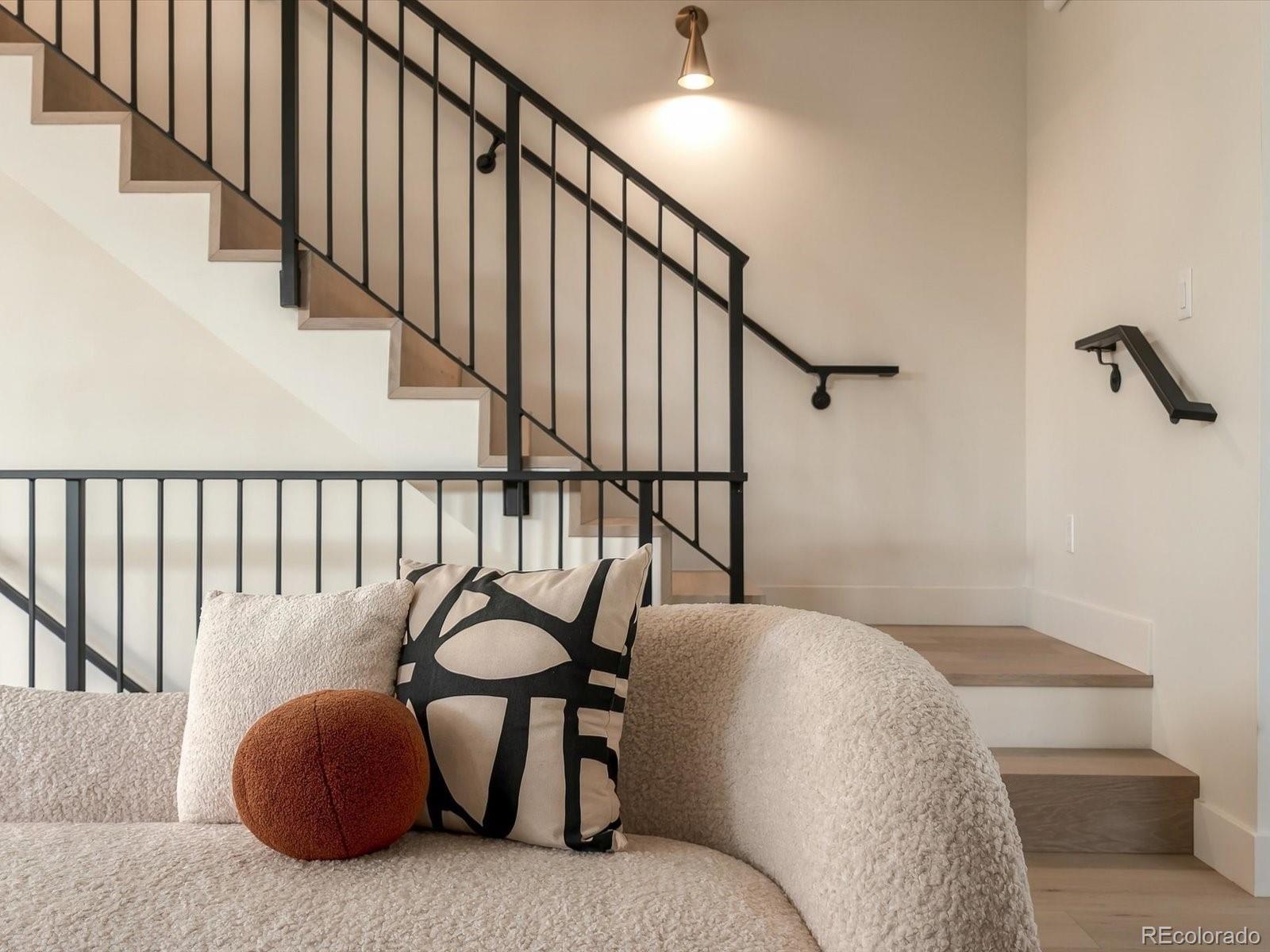 MLS Image #13 for 2687  hazel court,denver, Colorado