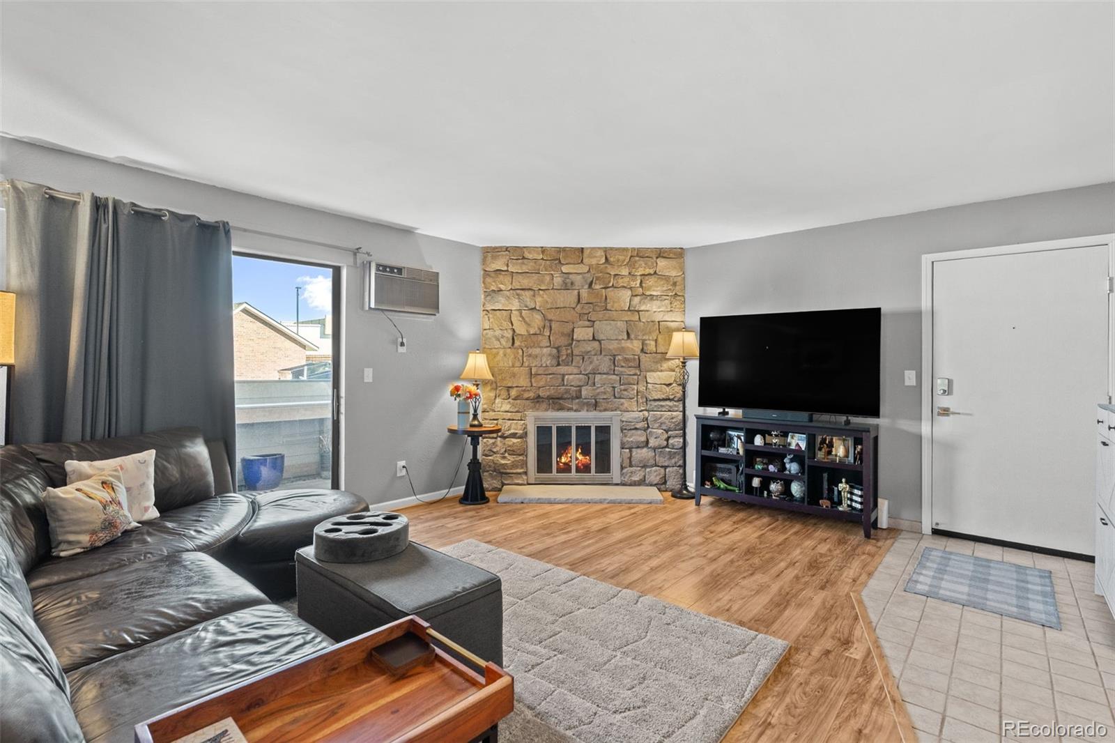 MLS Image #4 for 10150 e virginia avenue 108,denver, Colorado