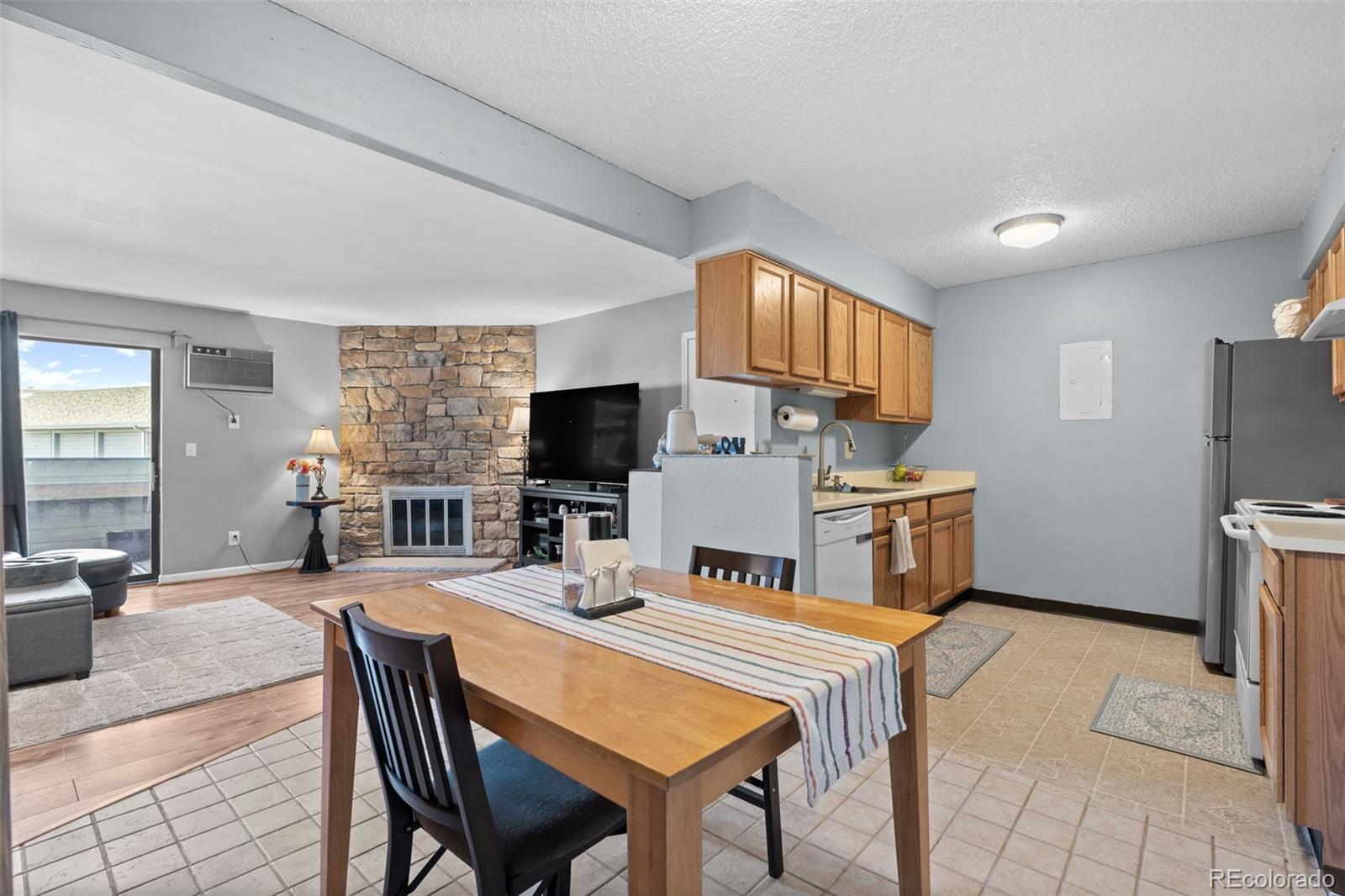 MLS Image #9 for 10150 e virginia avenue 108,denver, Colorado
