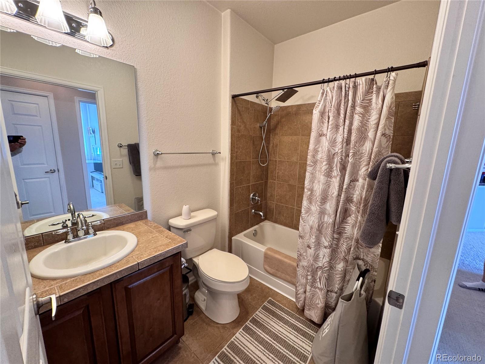 MLS Image #12 for 2675 s danube way,aurora, Colorado