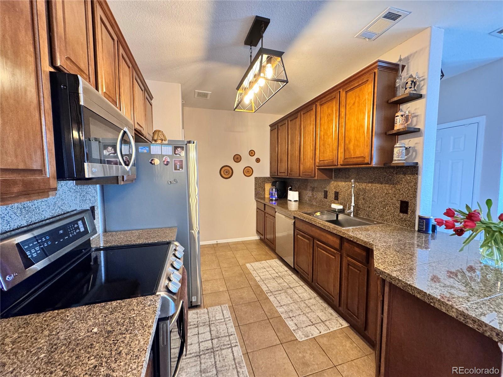 MLS Image #2 for 2675 s danube way,aurora, Colorado