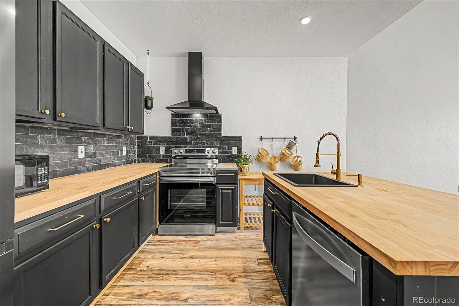 MLS Image #17 for 16332 e fremont avenue,aurora, Colorado