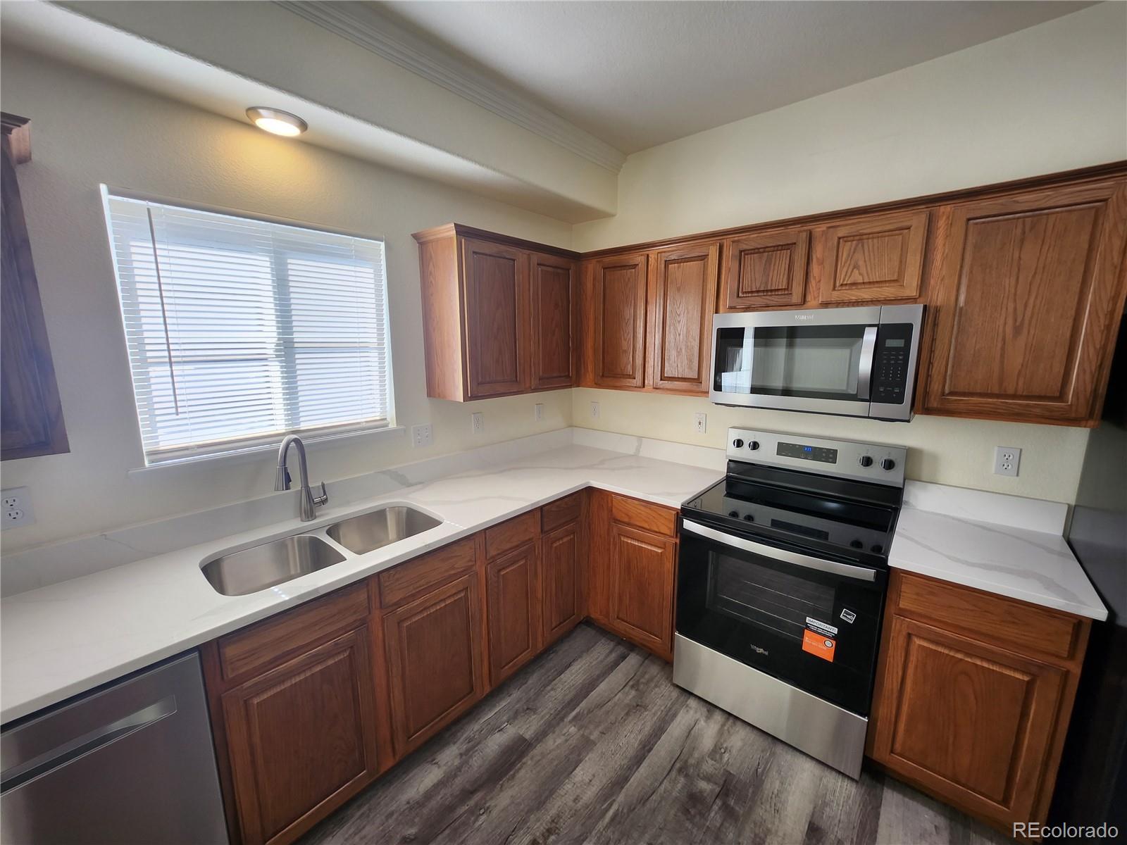 MLS Image #12 for 3650  strawberry field grove a,colorado springs, Colorado