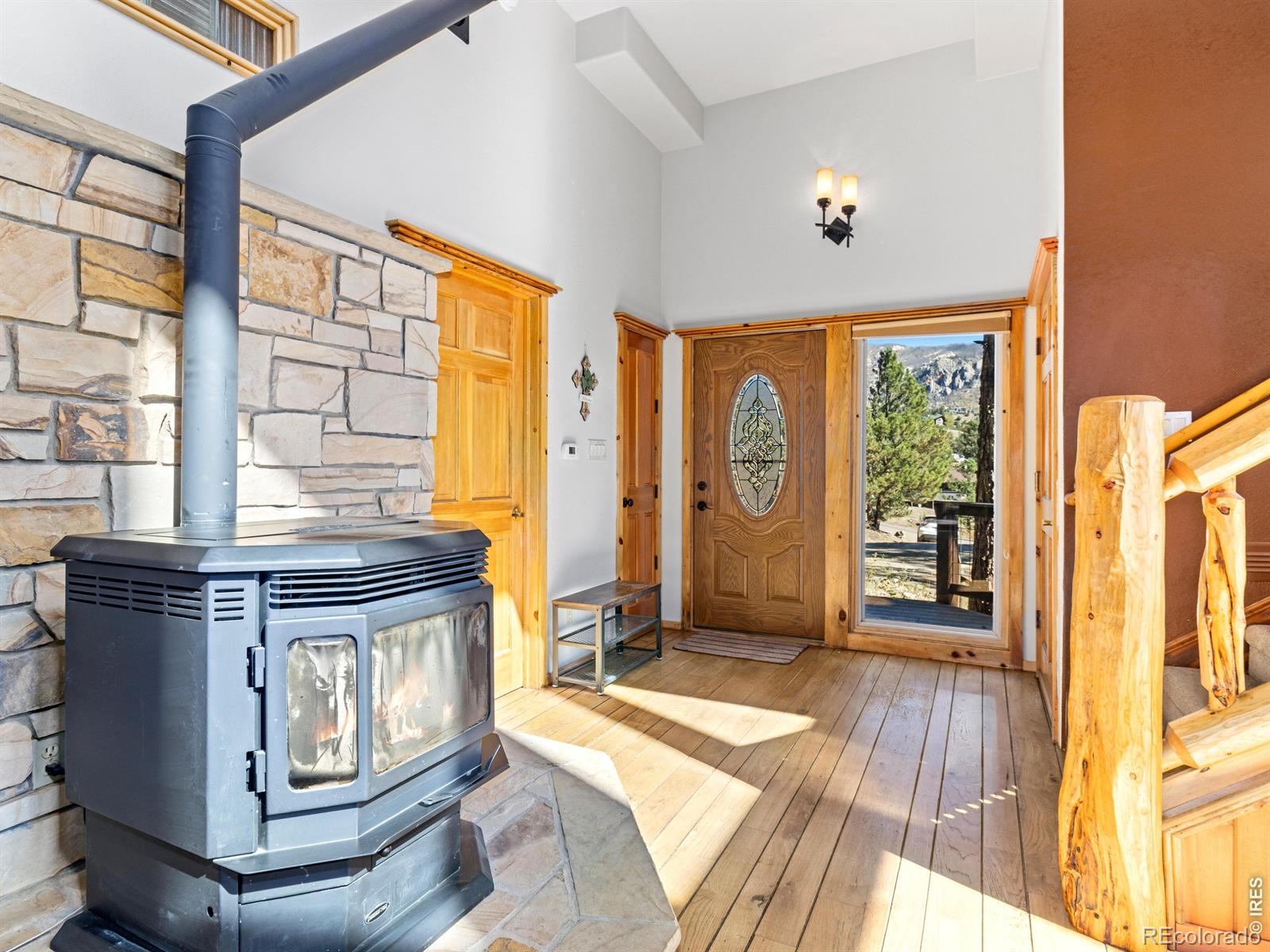 MLS Image #7 for 225  solitude court,glen haven, Colorado