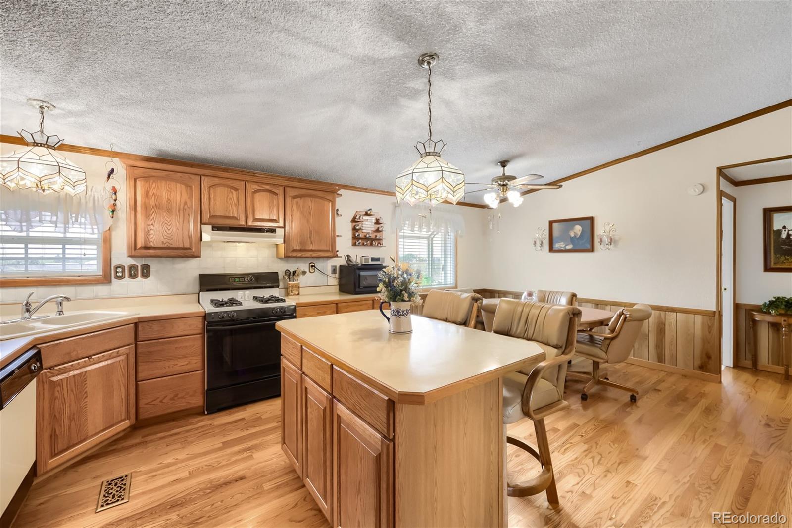 MLS Image #9 for 1955 e 77th avenue,denver, Colorado