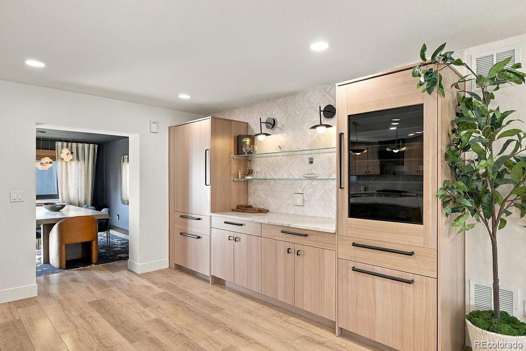 MLS Image #10 for 2655 n locust street,denver, Colorado