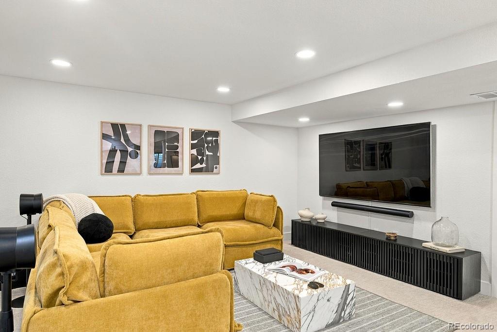 MLS Image #33 for 2655 n locust street,denver, Colorado
