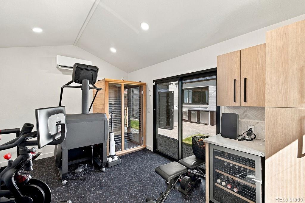 MLS Image #40 for 2655 n locust street,denver, Colorado