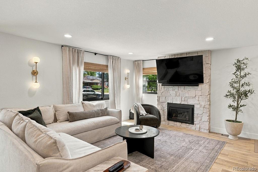 MLS Image #6 for 2655 n locust street,denver, Colorado