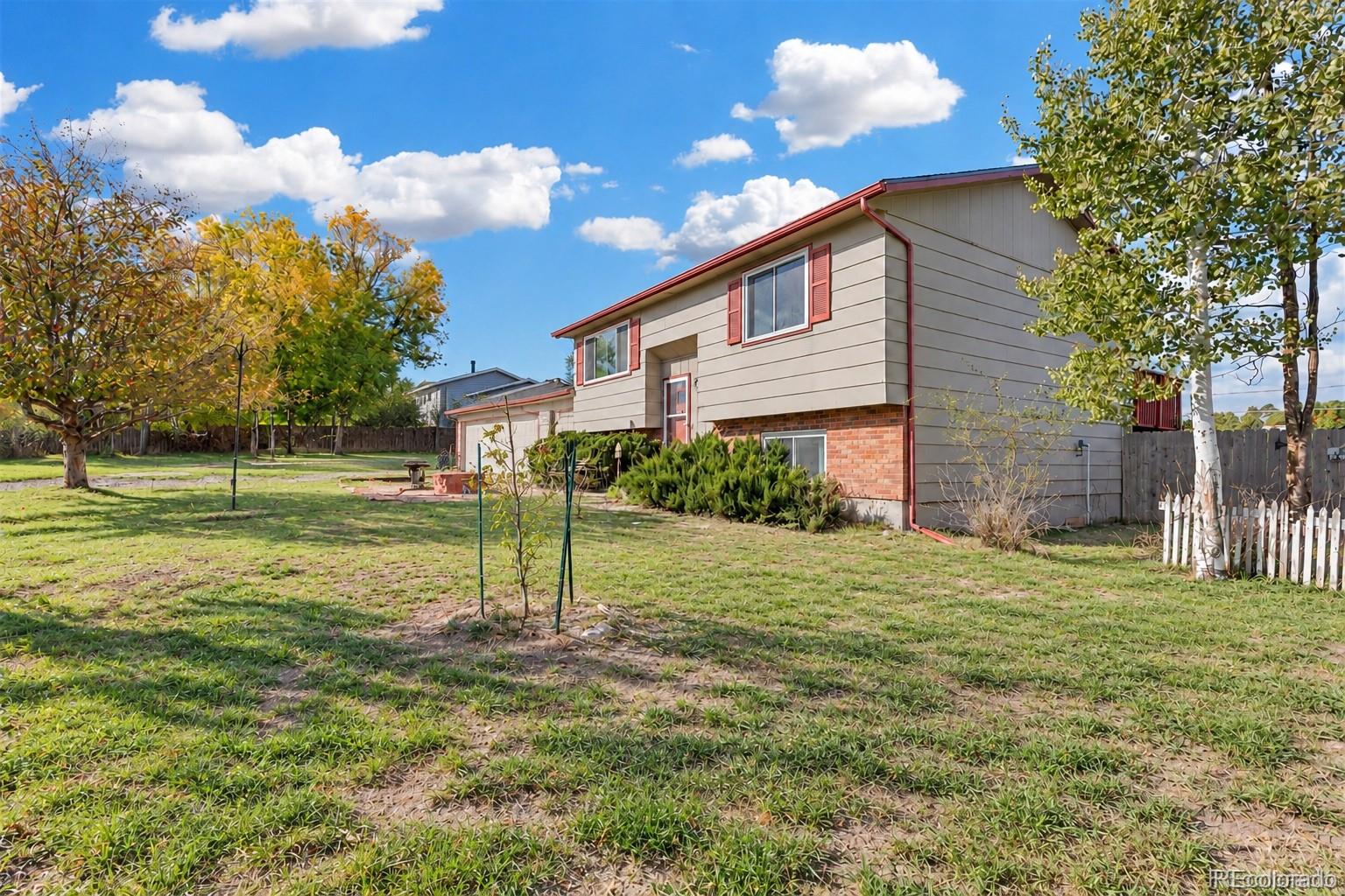 MLS Image #3 for 719 s elbert street,elizabeth, Colorado