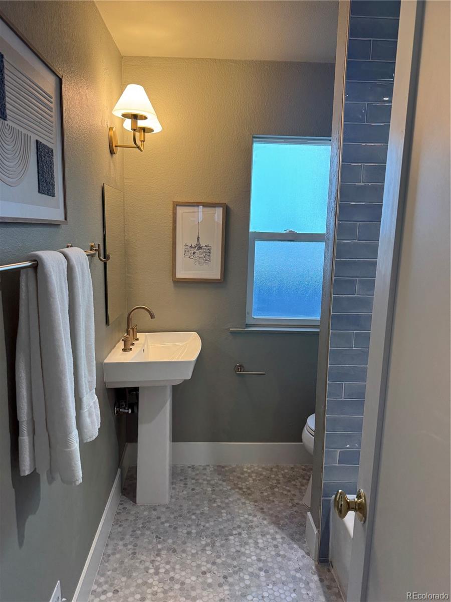 MLS Image #8 for 3860  vrain street,denver, Colorado