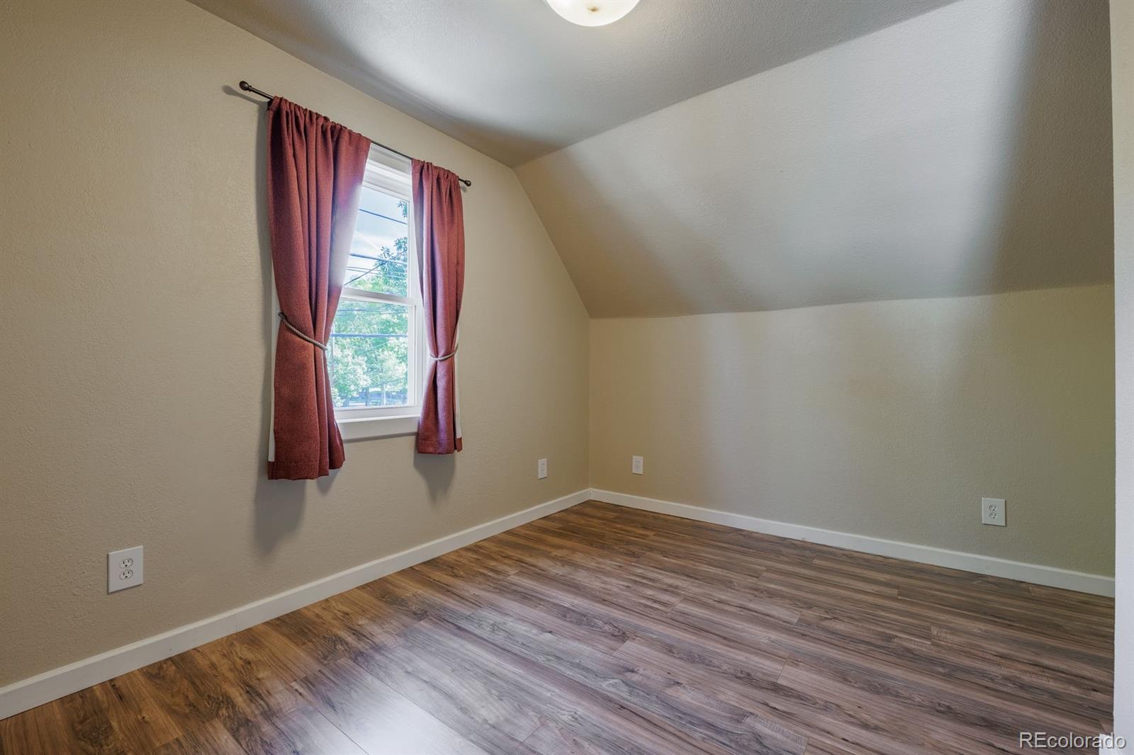 MLS Image #14 for 16 s 13th street,colorado springs, Colorado
