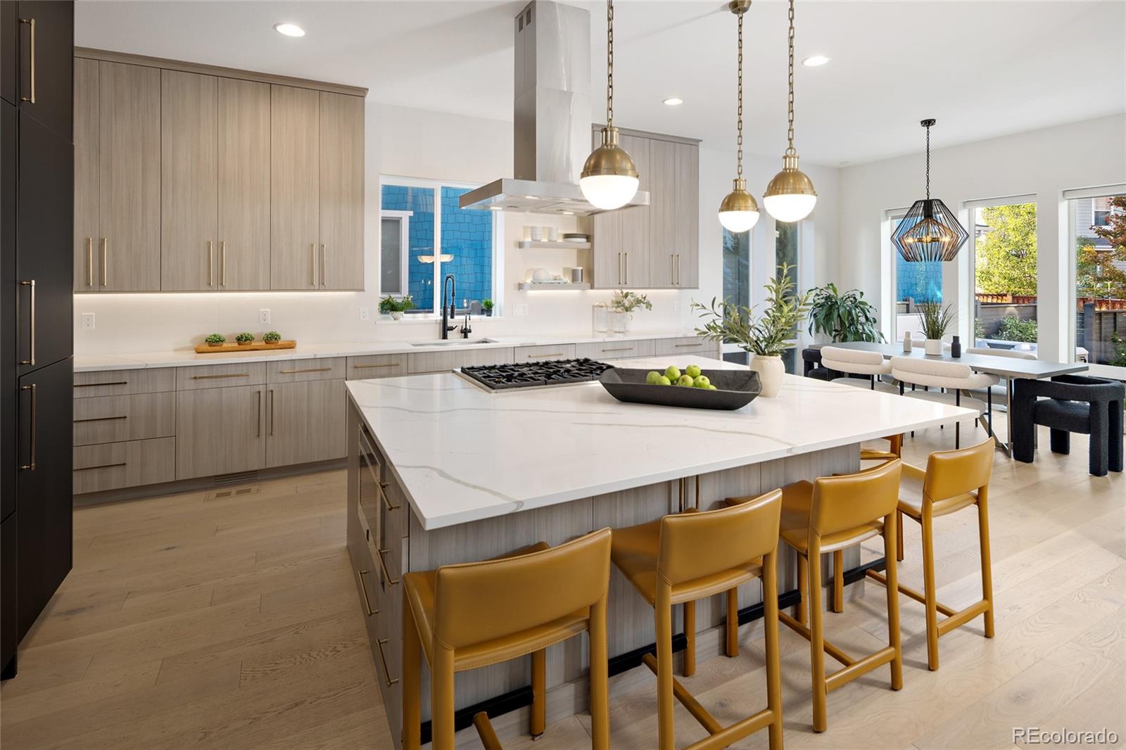 MLS Image #13 for 8696 e 50th avenue,denver, Colorado