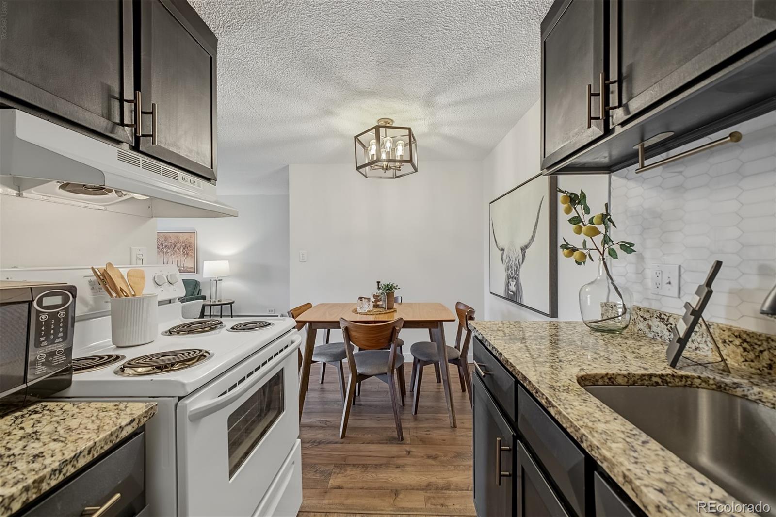 MLS Image #10 for 799  dahlia street 503,denver, Colorado