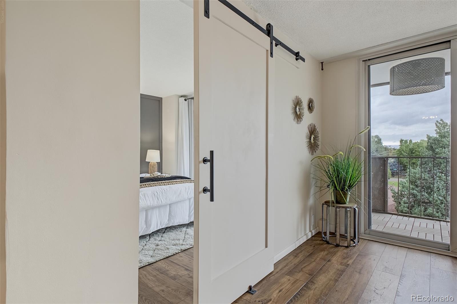 MLS Image #11 for 799  dahlia street 503,denver, Colorado