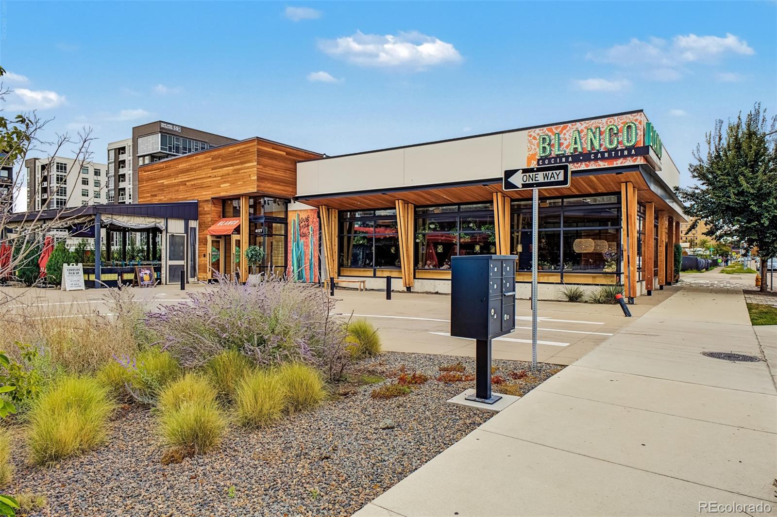 MLS Image #19 for 799  dahlia street 503,denver, Colorado