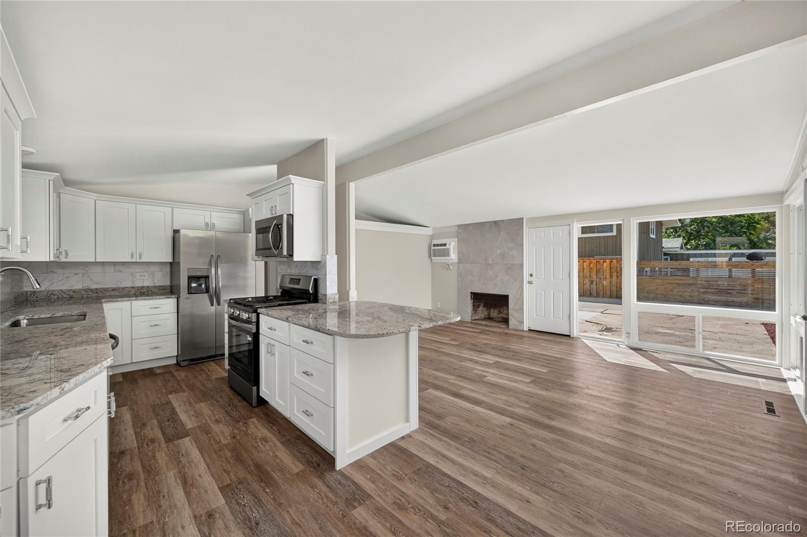 MLS Image #10 for 2340 s newton street,denver, Colorado
