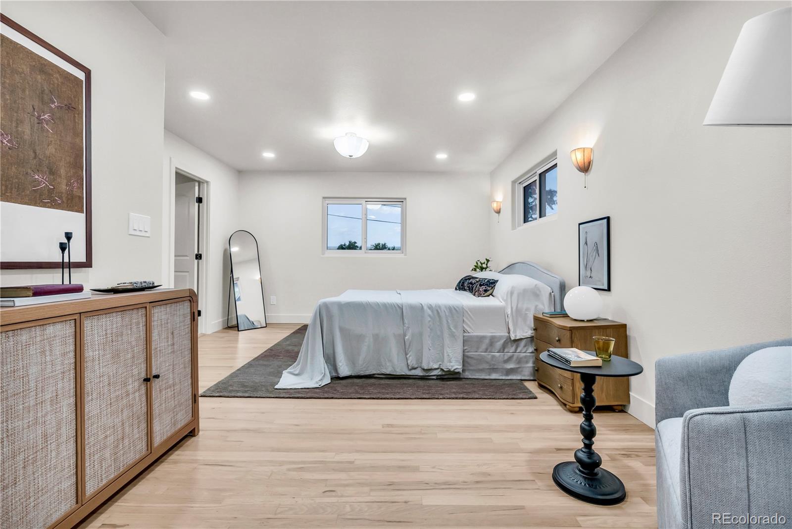 MLS Image #28 for 3091 s holly place,denver, Colorado