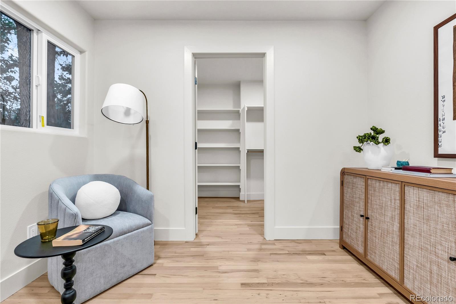 MLS Image #29 for 3091 s holly place,denver, Colorado