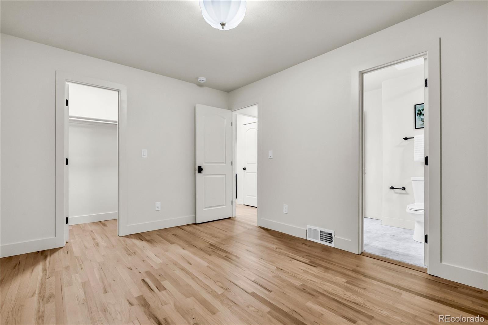MLS Image #32 for 3091 s holly place,denver, Colorado