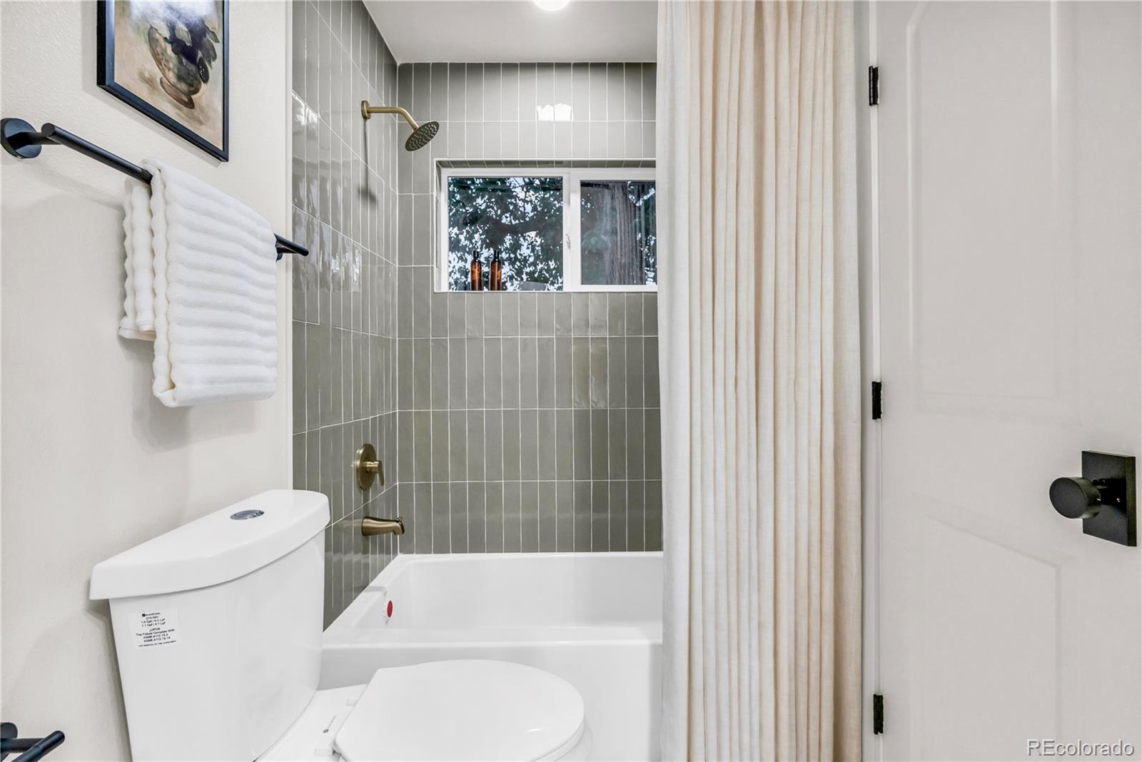 MLS Image #33 for 3091 s holly place,denver, Colorado