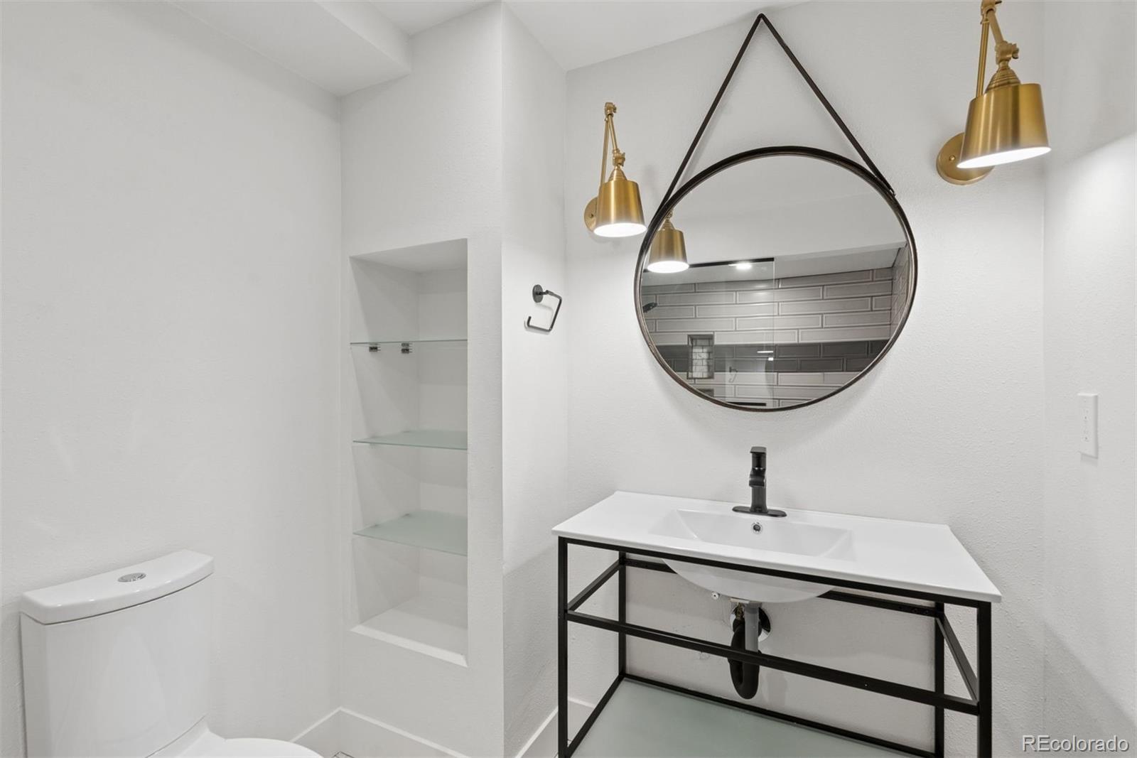 MLS Image #39 for 245  adams street ,denver, Colorado