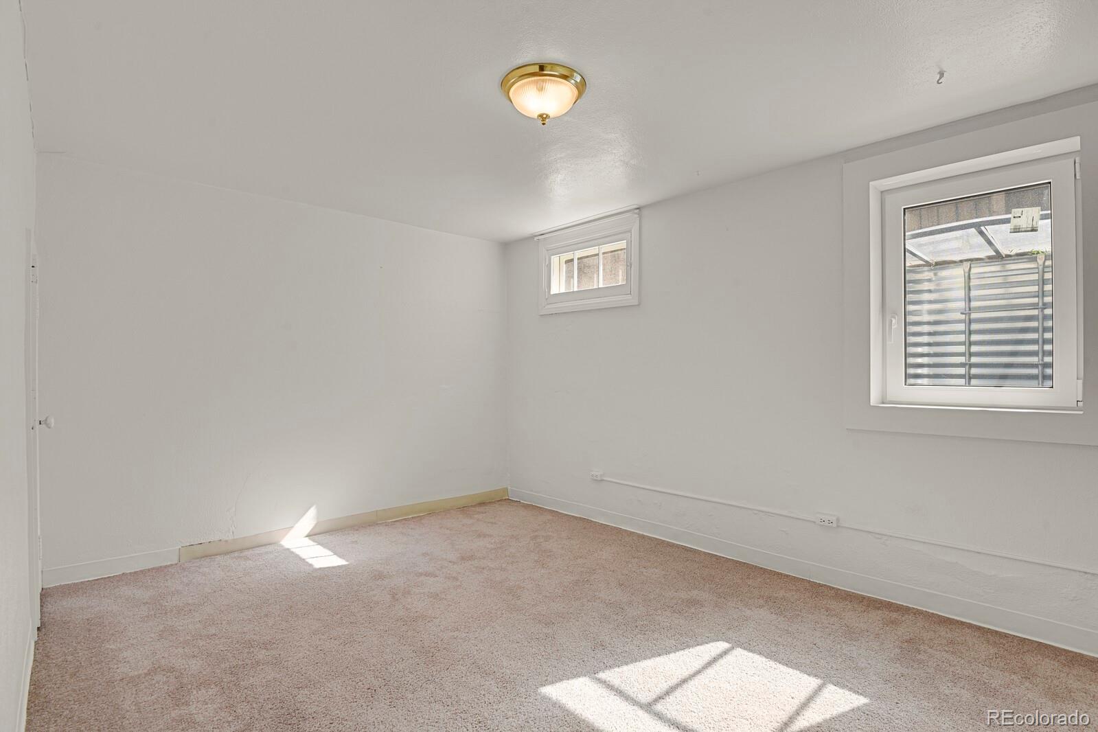 MLS Image #20 for 1398 e yale avenue,denver, Colorado