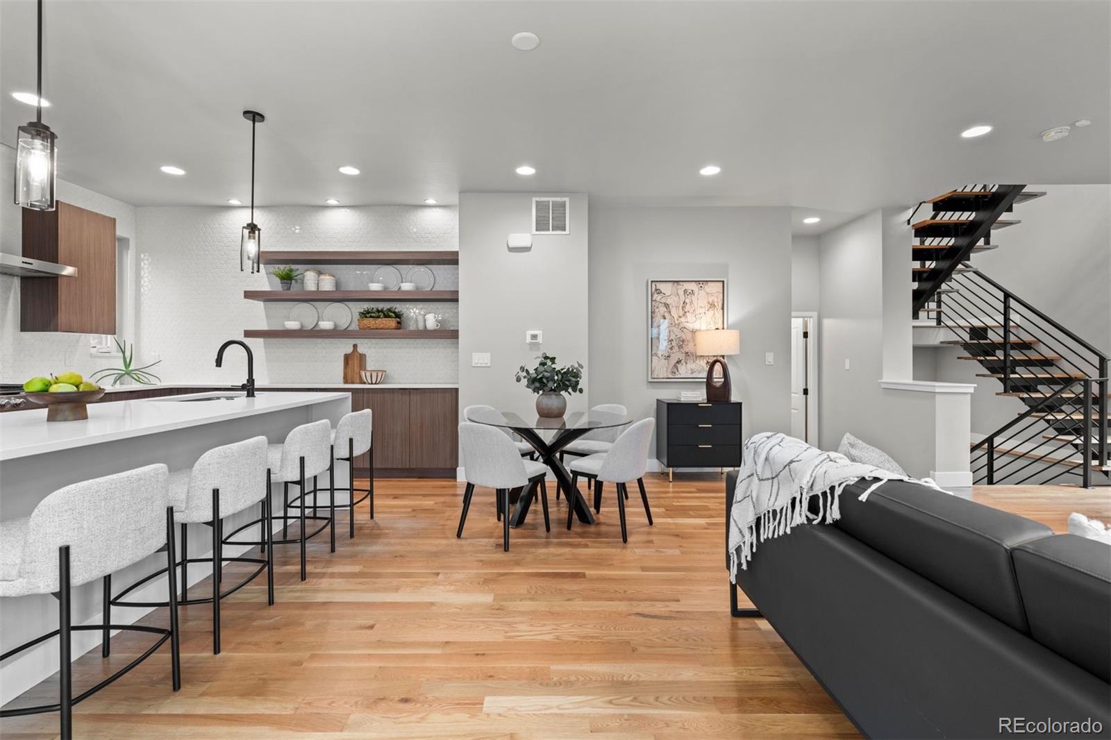 MLS Image #12 for 4015  bryant street,denver, Colorado