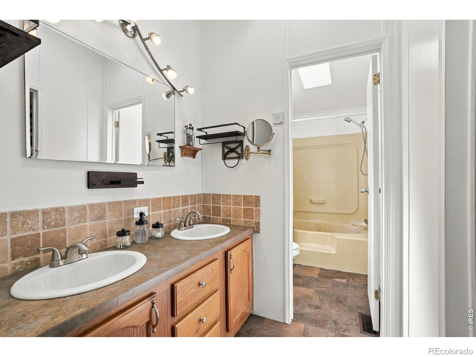 MLS Image #14 for 404 w shafer avenue,pierce, Colorado