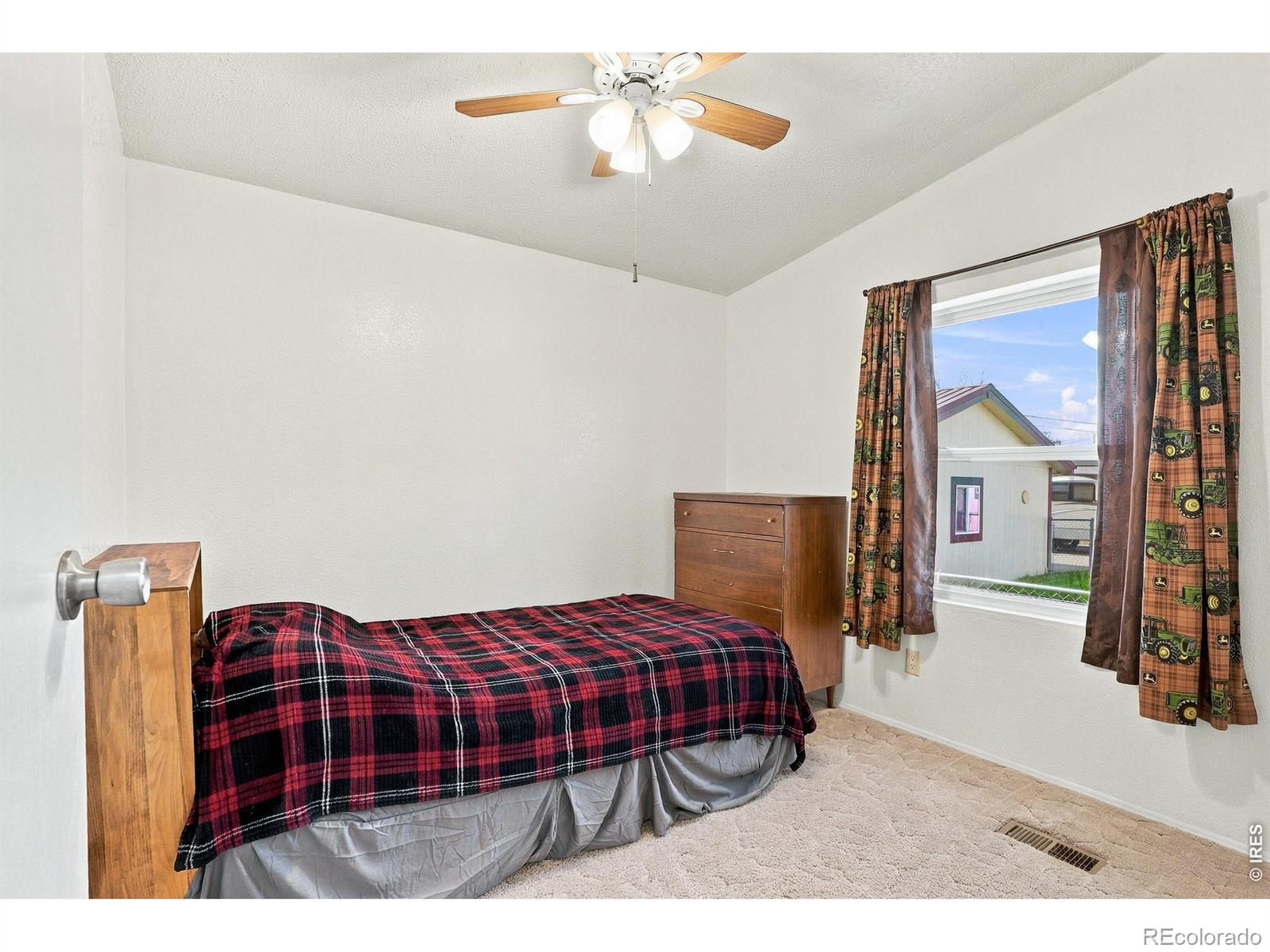 MLS Image #18 for 404 w shafer avenue,pierce, Colorado