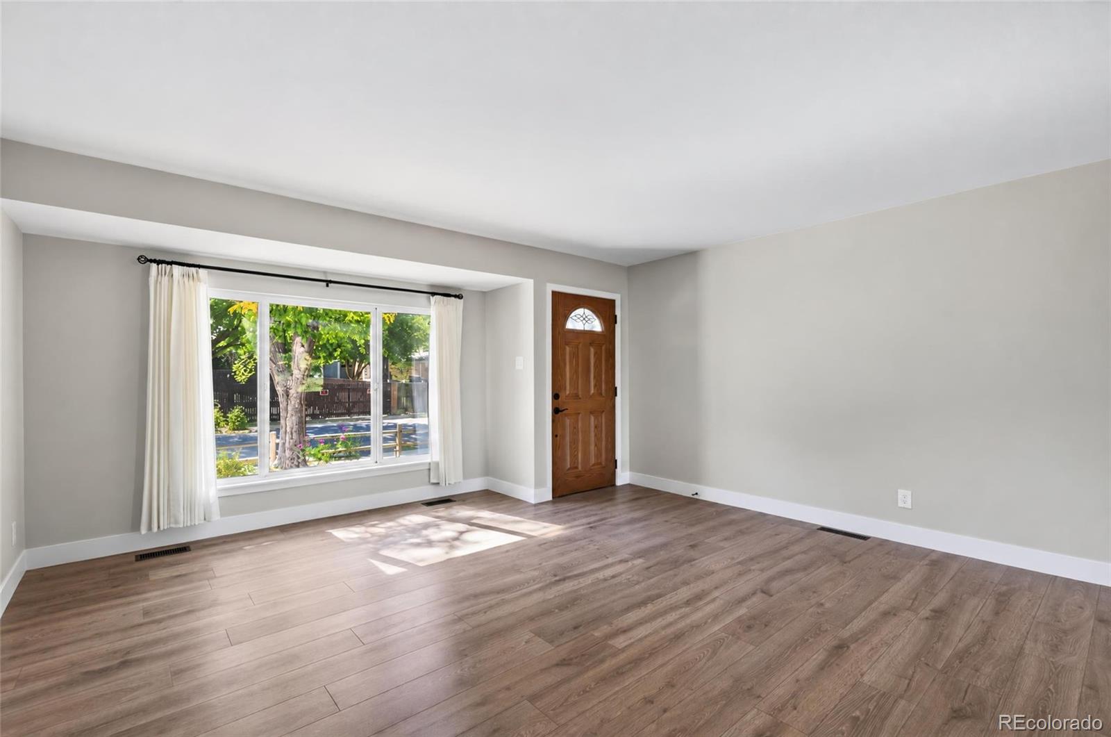MLS Image #4 for 17513 e lasalle drive,aurora, Colorado