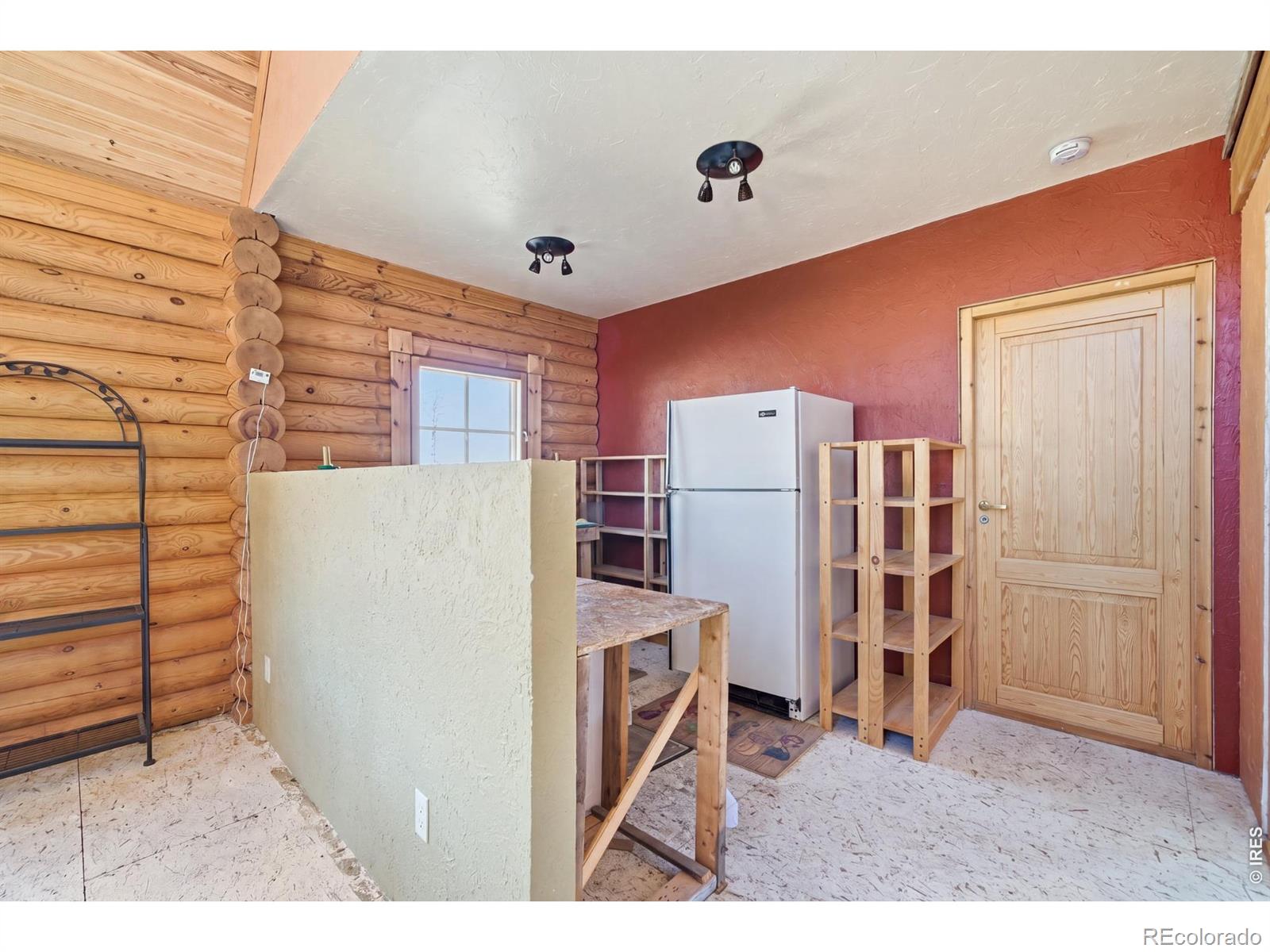 MLS Image #16 for 1588  monument gulch way,bellvue, Colorado