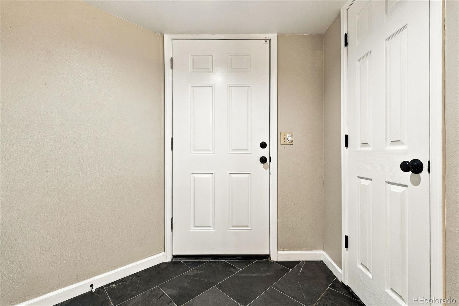 MLS Image #3 for 940 e plum creek parkway 103,castle rock, Colorado