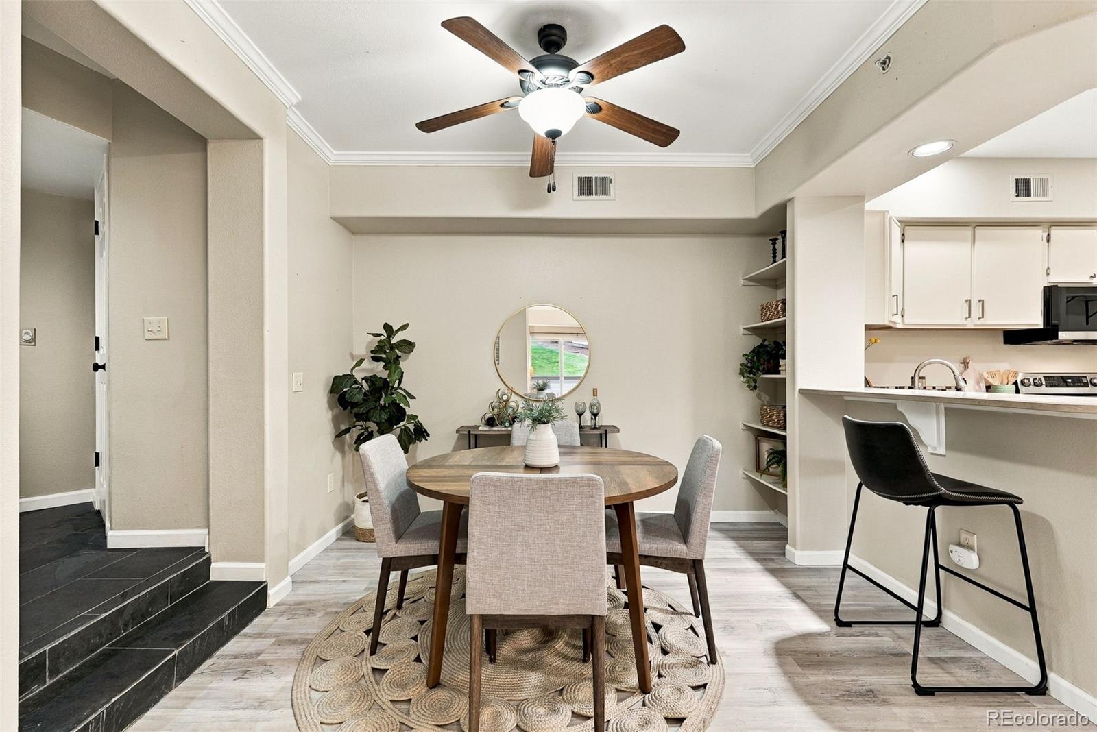 MLS Image #6 for 940 e plum creek parkway 103,castle rock, Colorado
