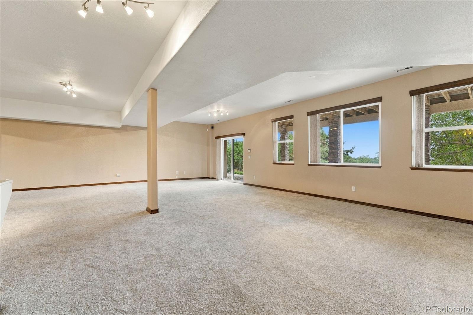 MLS Image #33 for 1924  payton circle,colorado springs, Colorado