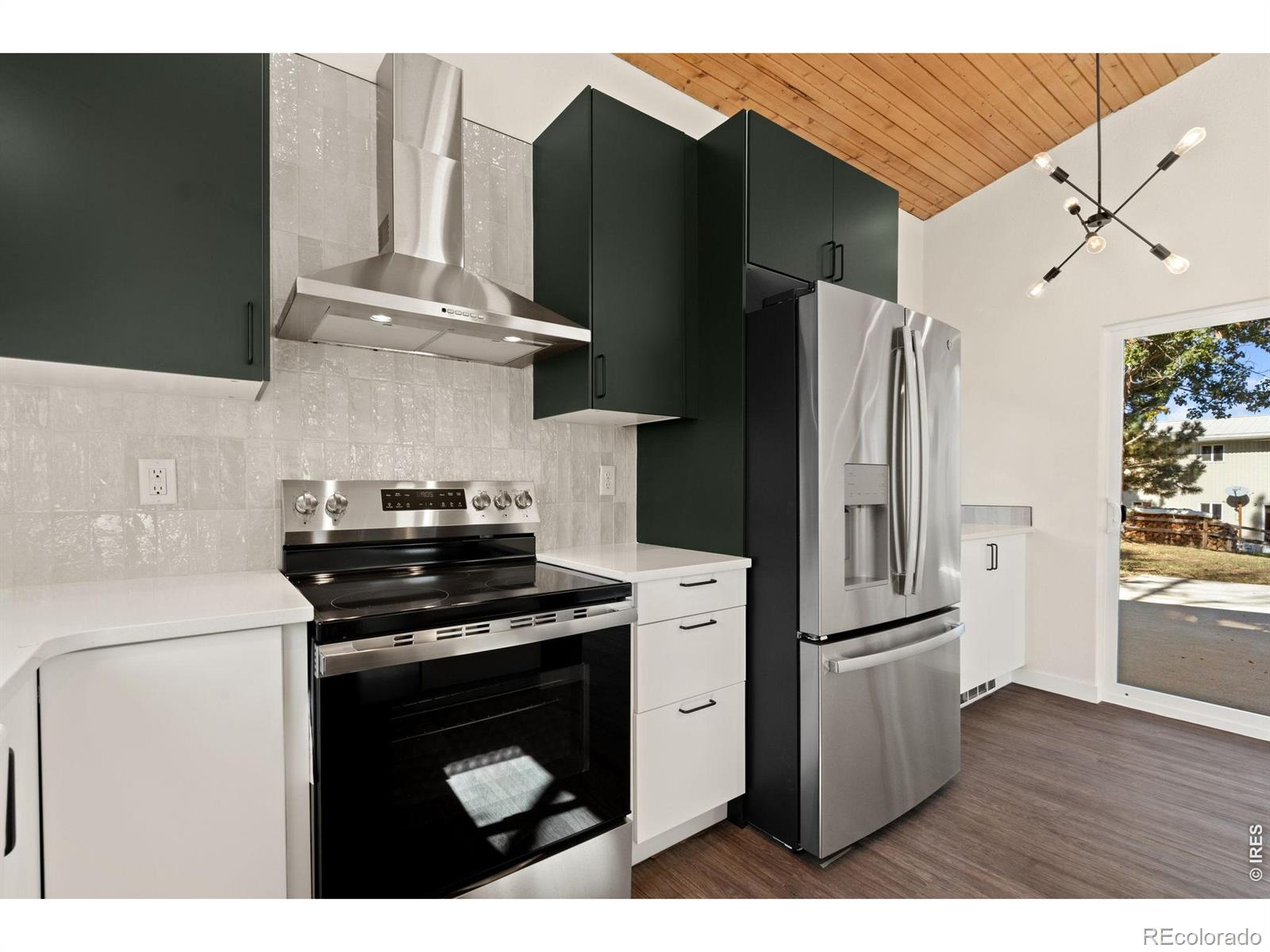 MLS Image #8 for 817  redwood court,bellvue, Colorado