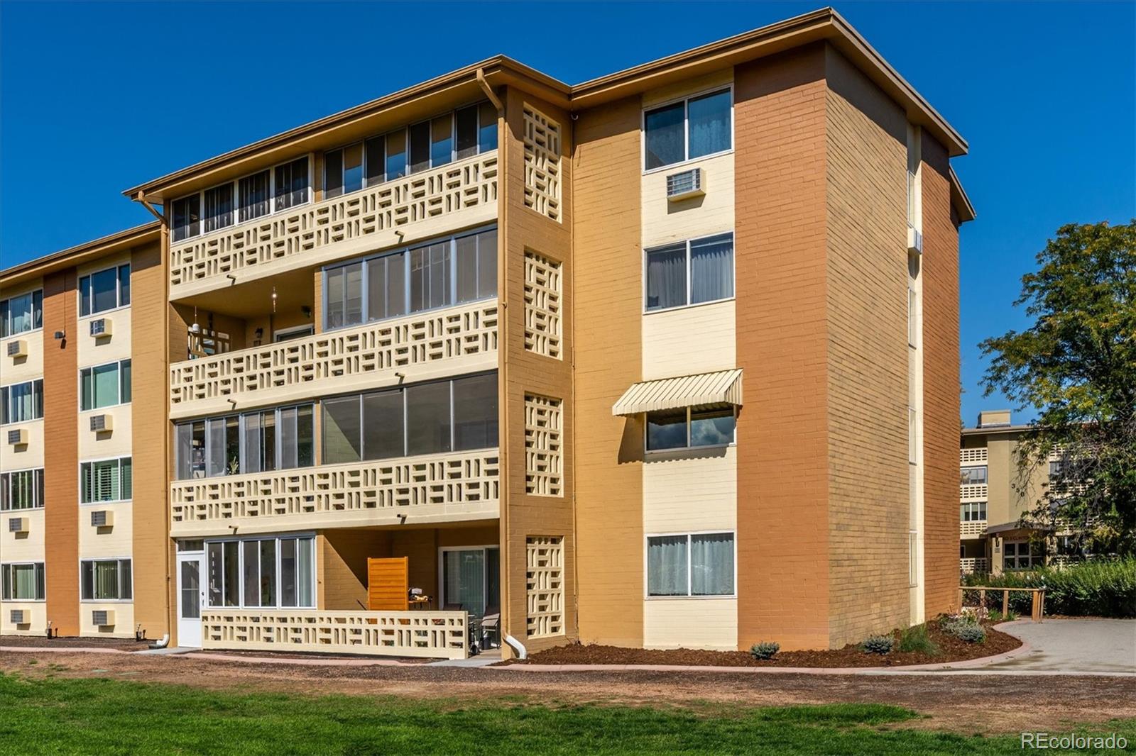 MLS Image #19 for 9355 e center avenue,denver, Colorado