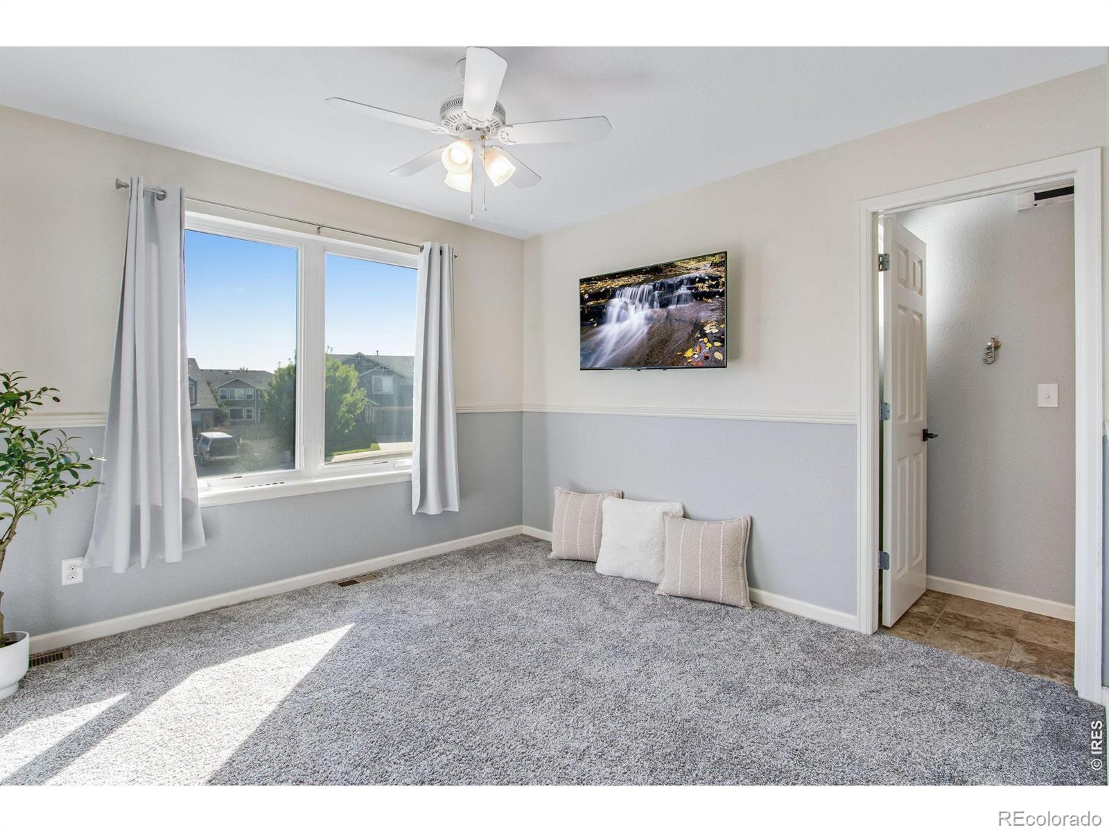 MLS Image #36 for 51  white wing court,johnstown, Colorado