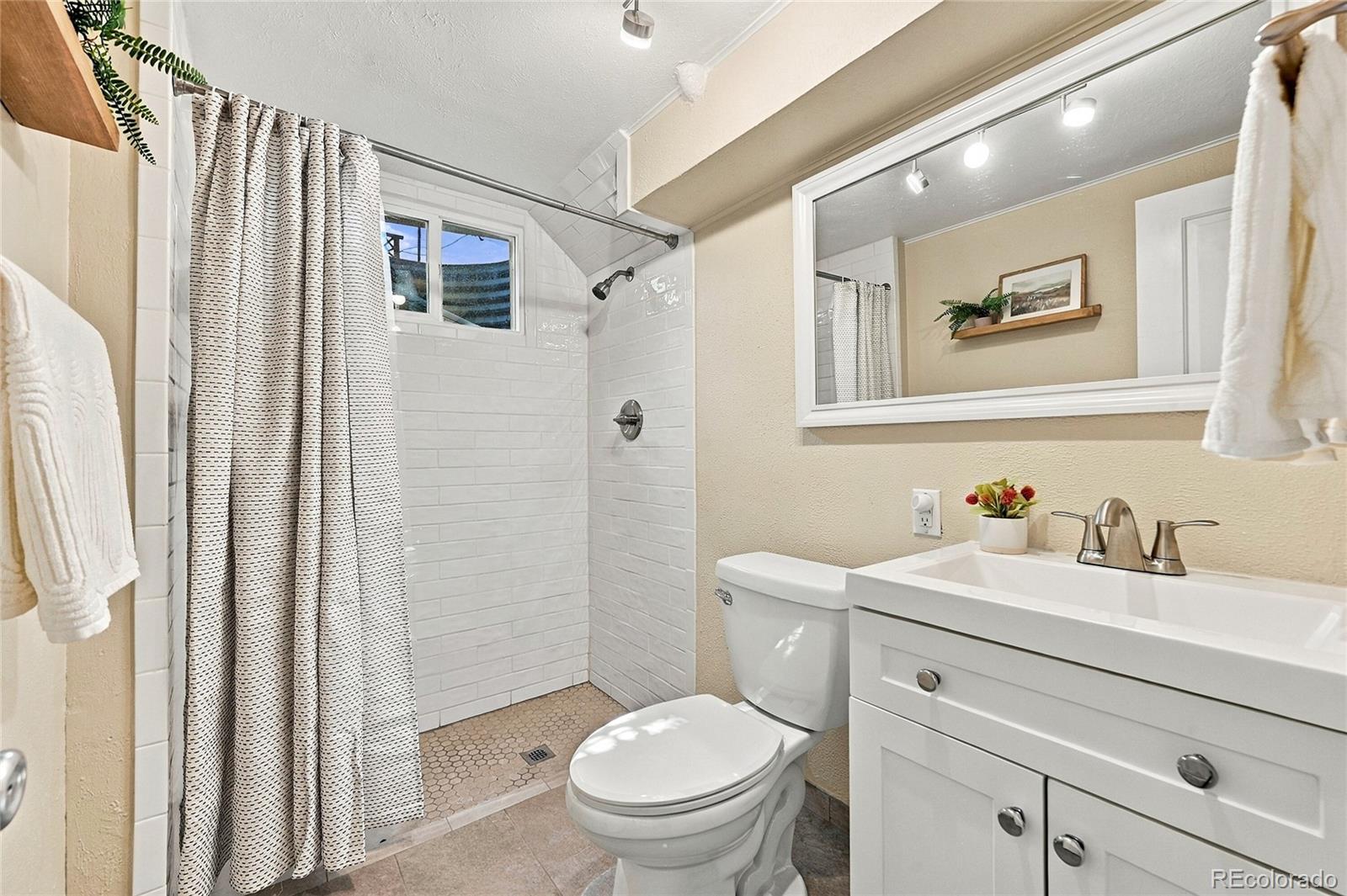 MLS Image #20 for 8244 w iowa avenue,lakewood, Colorado