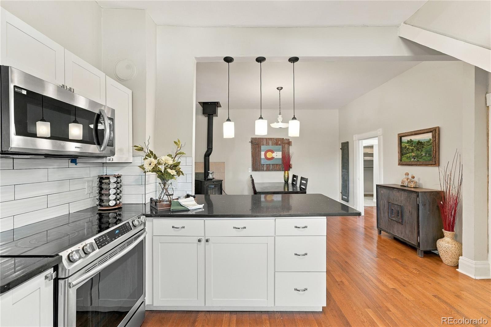 MLS Image #12 for 2622 n nevada avenue,colorado springs, Colorado