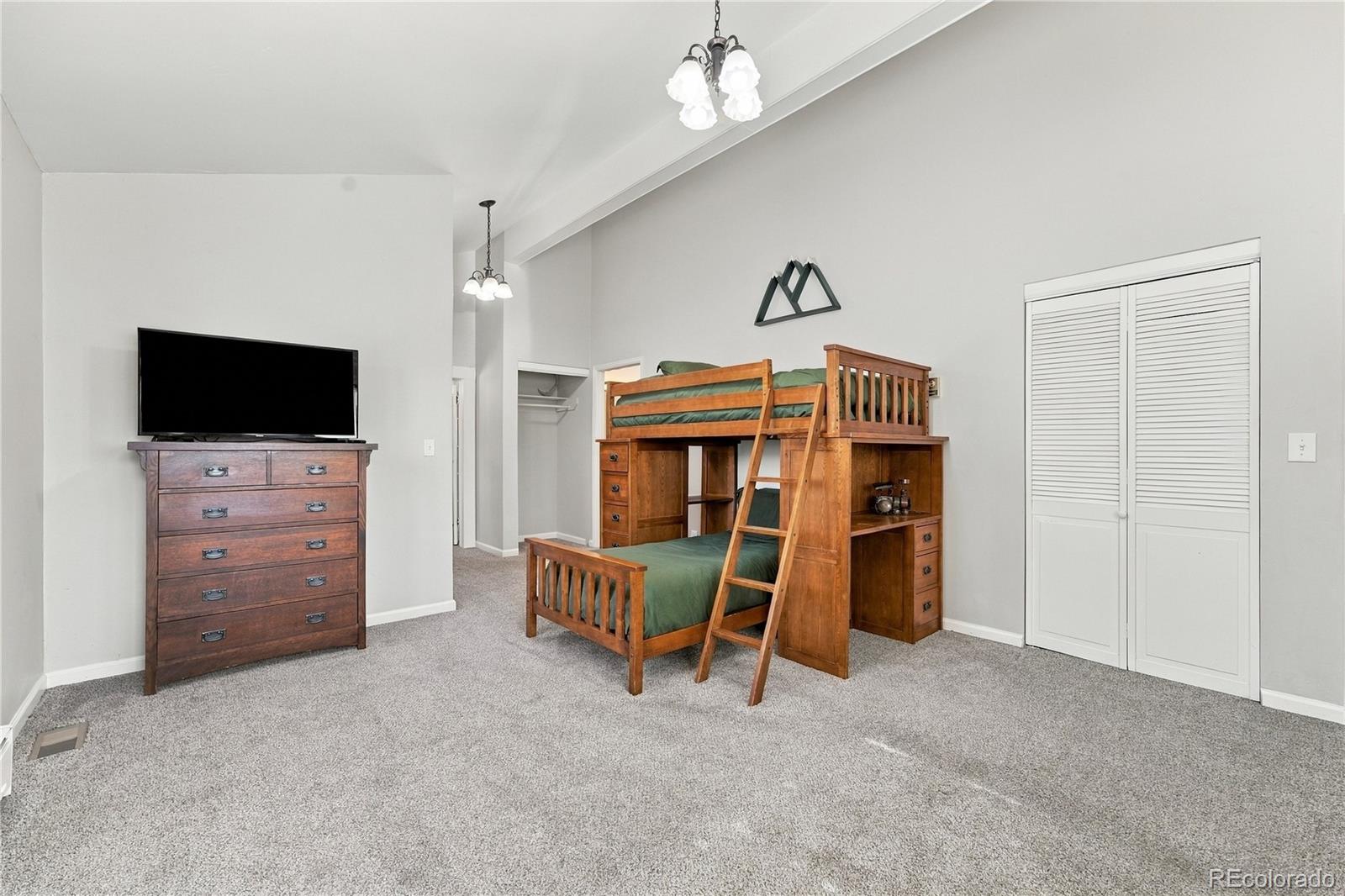 MLS Image #23 for 2622 n nevada avenue,colorado springs, Colorado