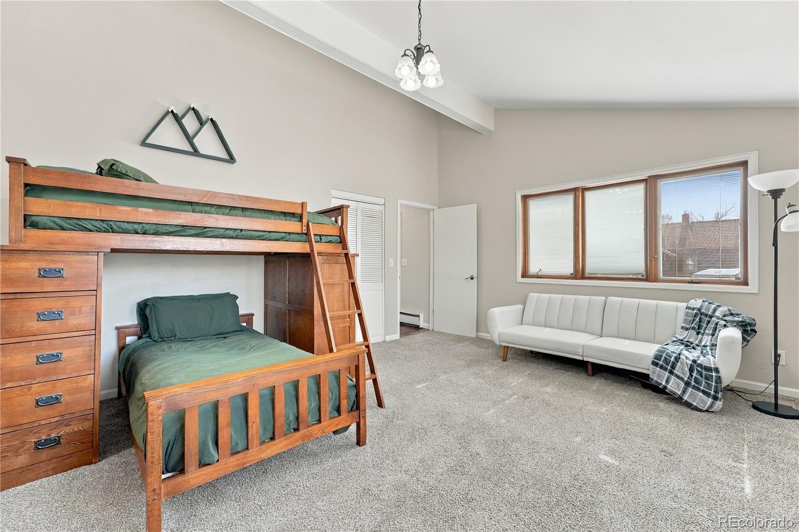 MLS Image #24 for 2622 n nevada avenue,colorado springs, Colorado