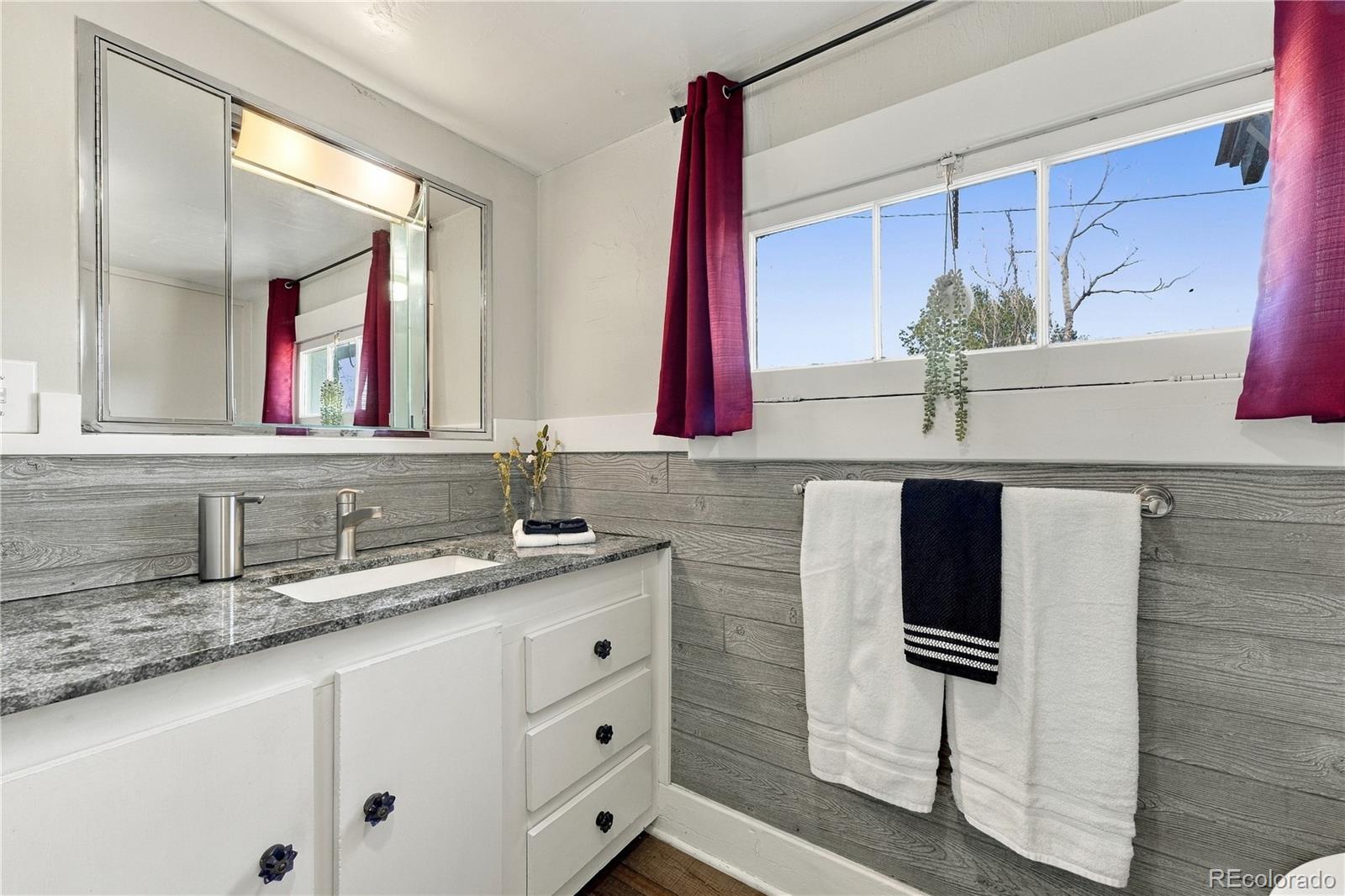 MLS Image #27 for 2622 n nevada avenue,colorado springs, Colorado