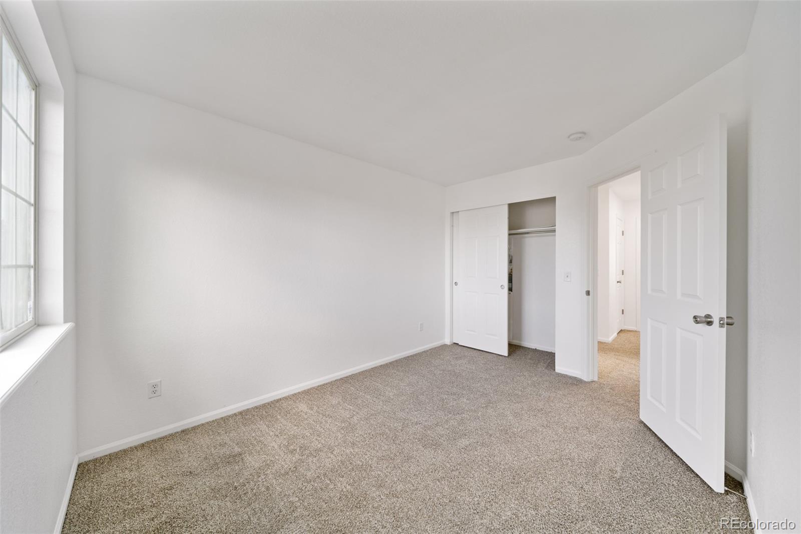 MLS Image #12 for 15732  olmsted place,denver, Colorado