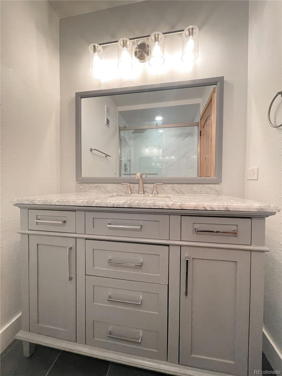 MLS Image #25 for 1625  larimer street,denver, Colorado