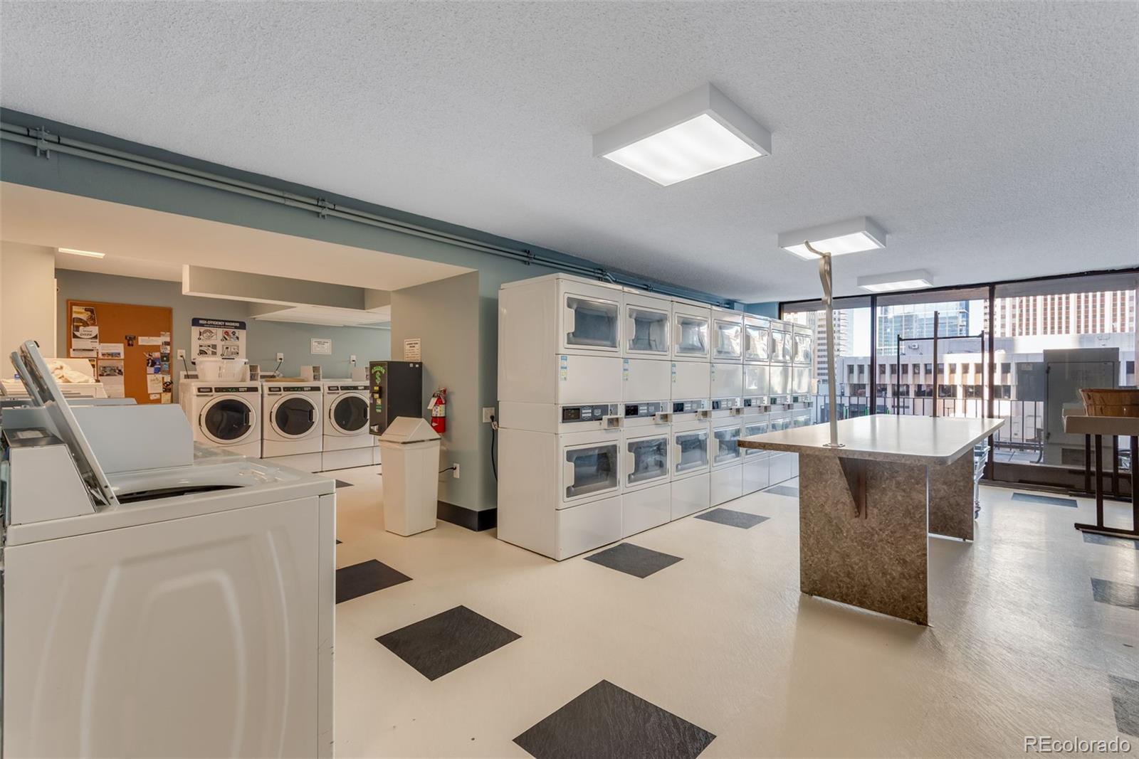 MLS Image #47 for 1020  15th street,denver, Colorado